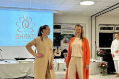 fashion_show_yoga_festival_eco_friendly_clothing_bhakti_wear_fall_white_orange_16