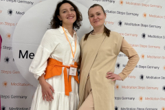 fashion_show_yoga_festival_eco_friendly_clothing_bhakti_wear_fall_white_orange_26
