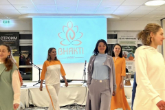 fashion_show_yoga_festival_eco_friendly_clothing_bhakti_wear_fall_white_orange_5