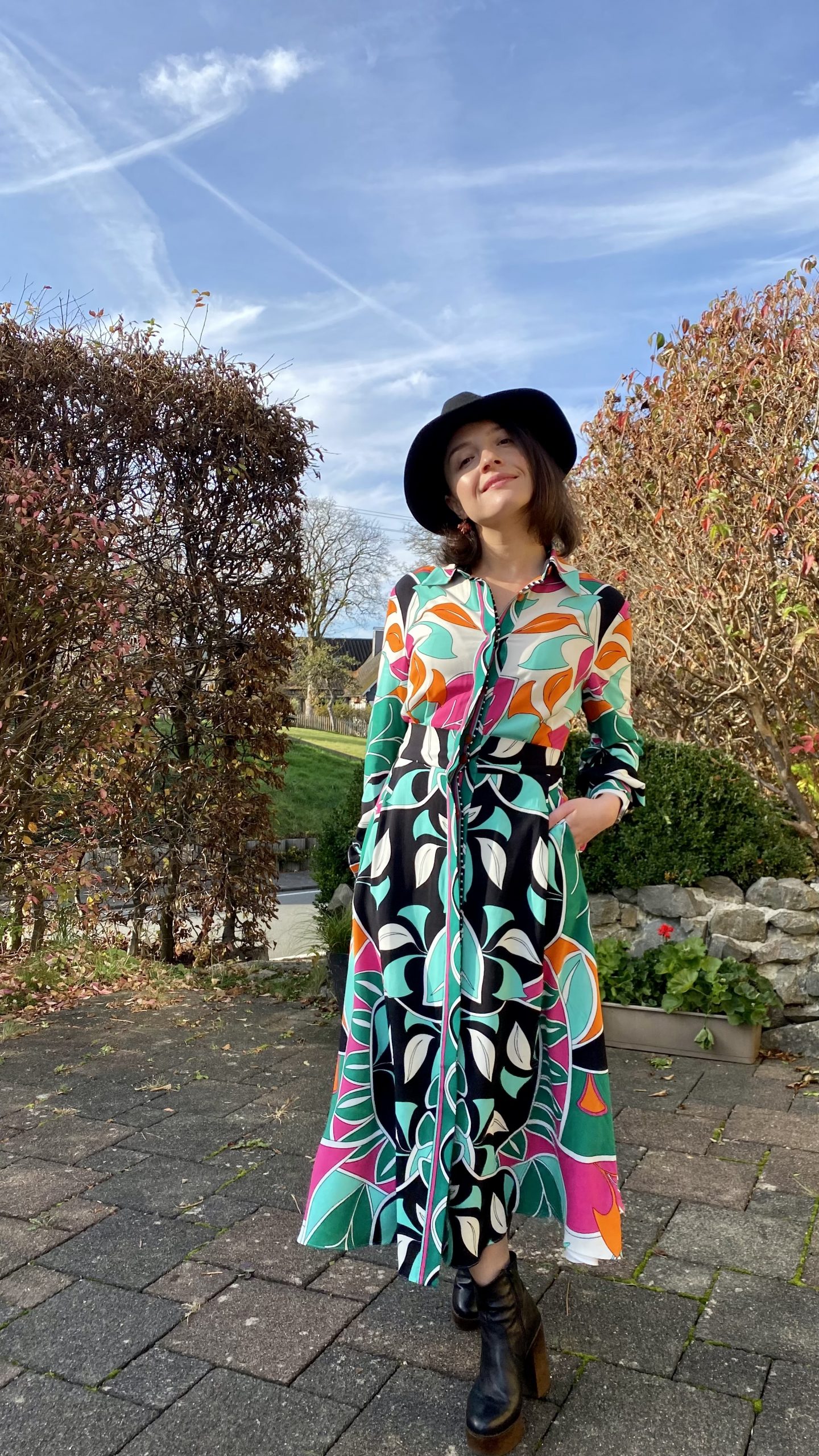 Hemdblusenkleid mit Print – Bild 12
