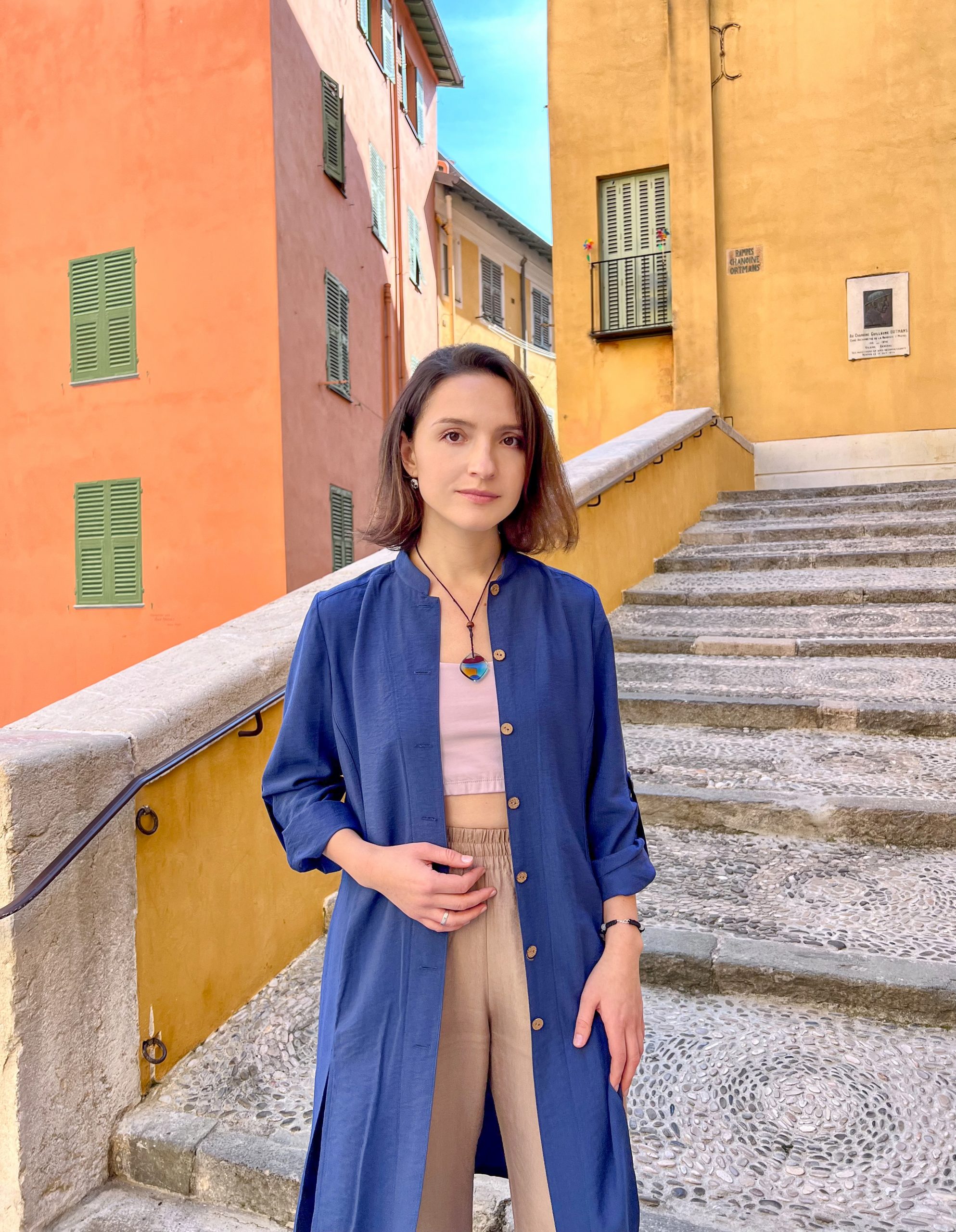 Elongated shirt and wide trousers - Image 14