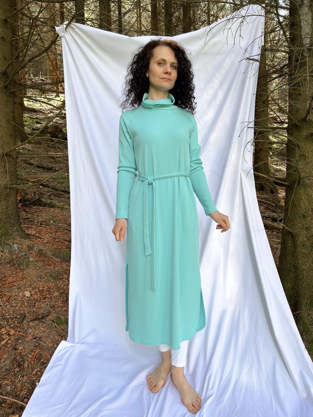 Langkleid mit Rollkragen – Bild 23