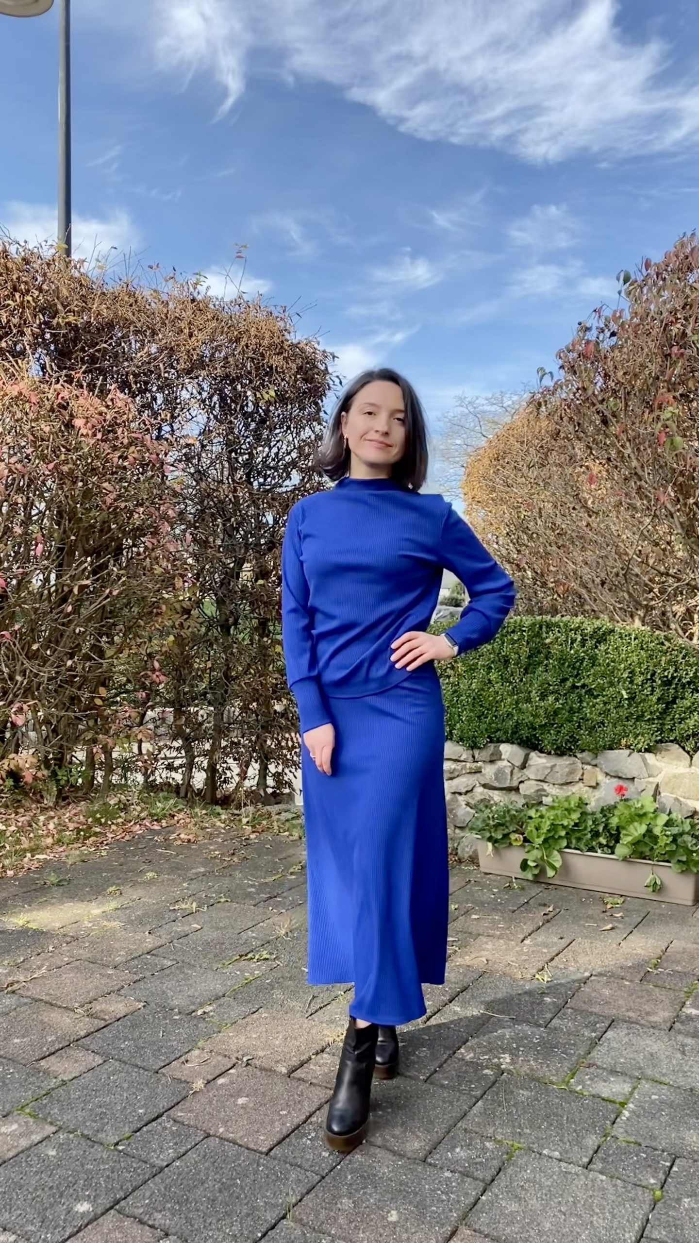Longsleeve and skirt - Image 8