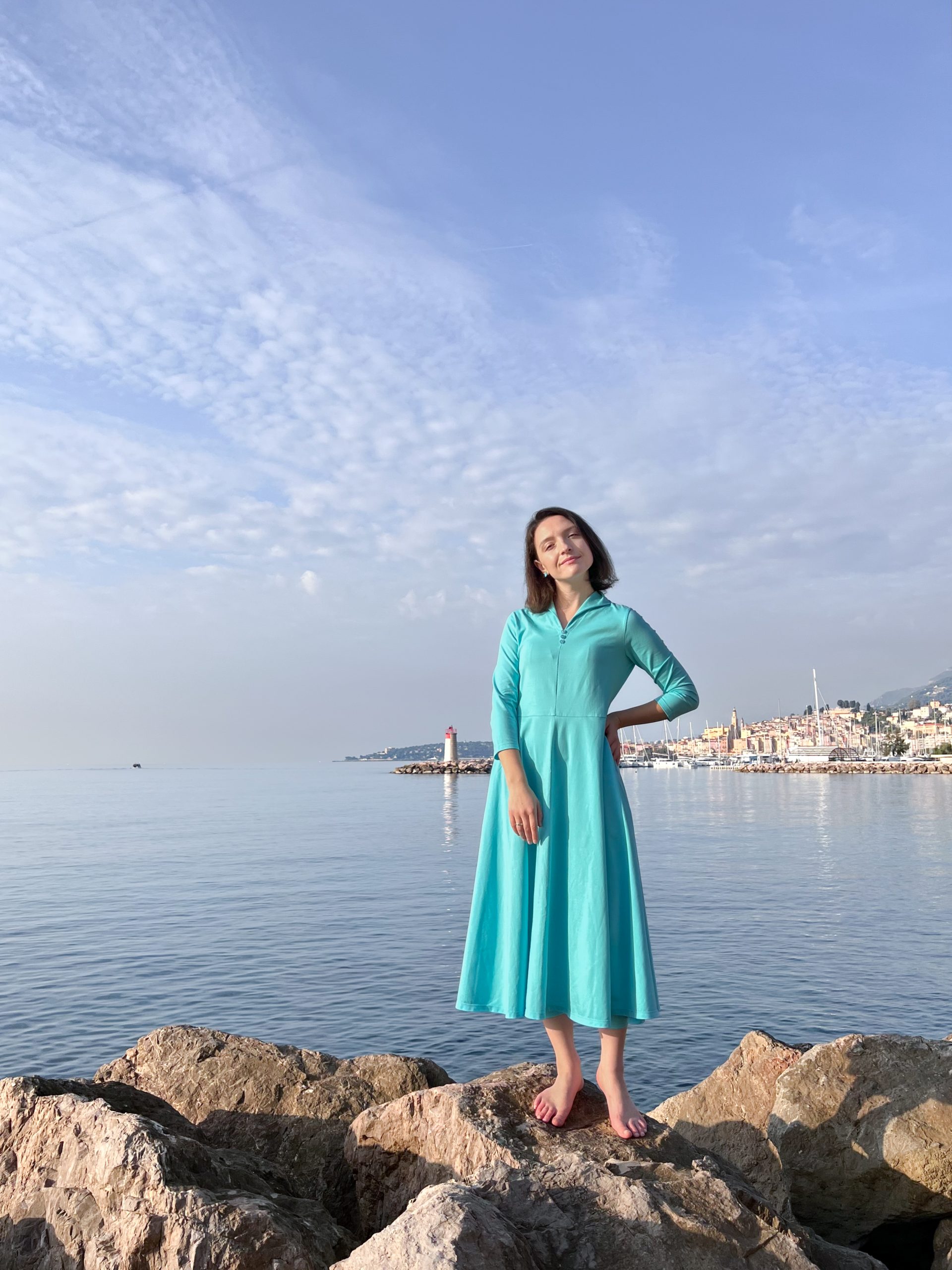 Kleid mit Schillerkragen – Bild 8