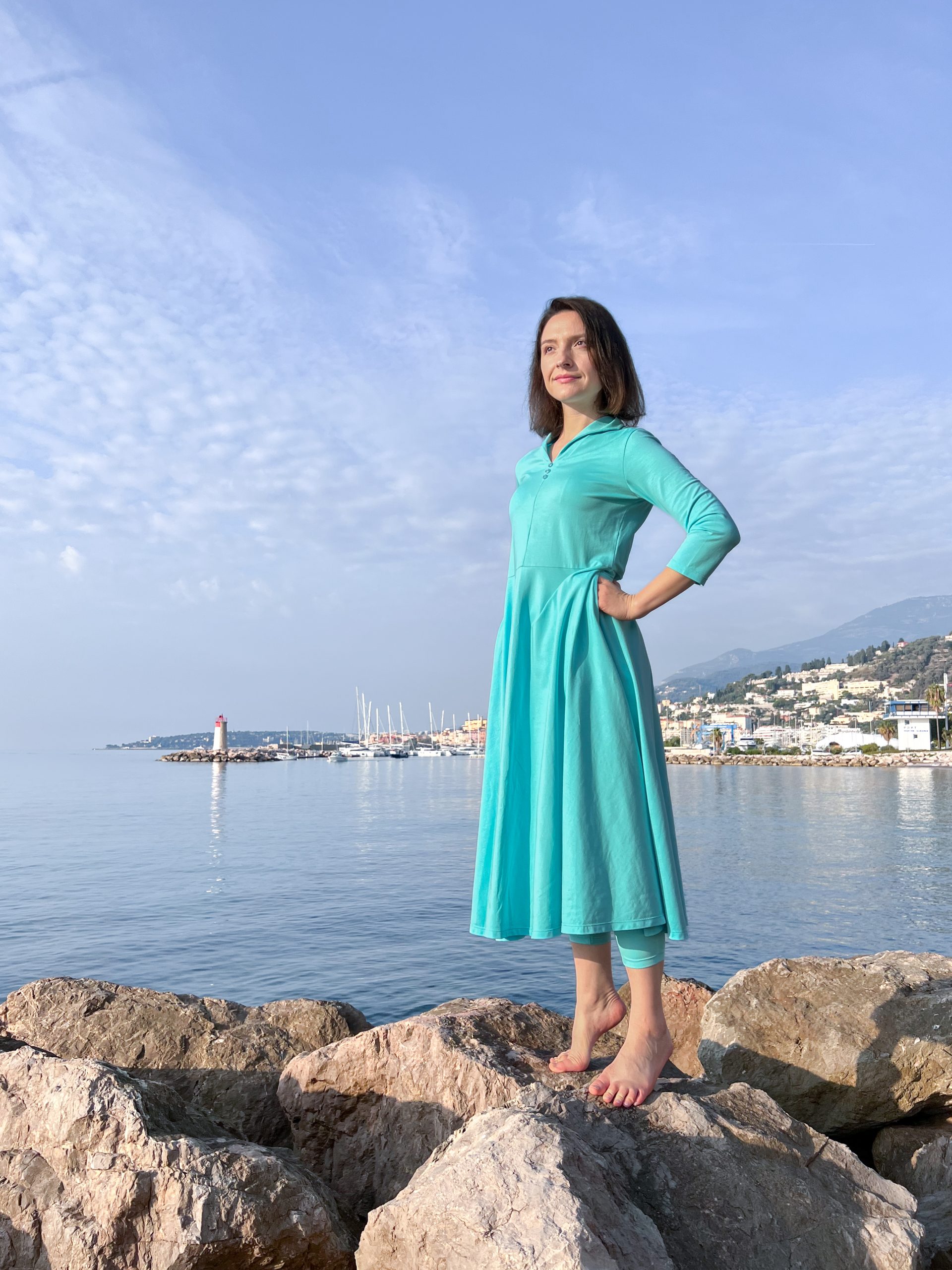 Kleid mit Schillerkragen – Bild 7