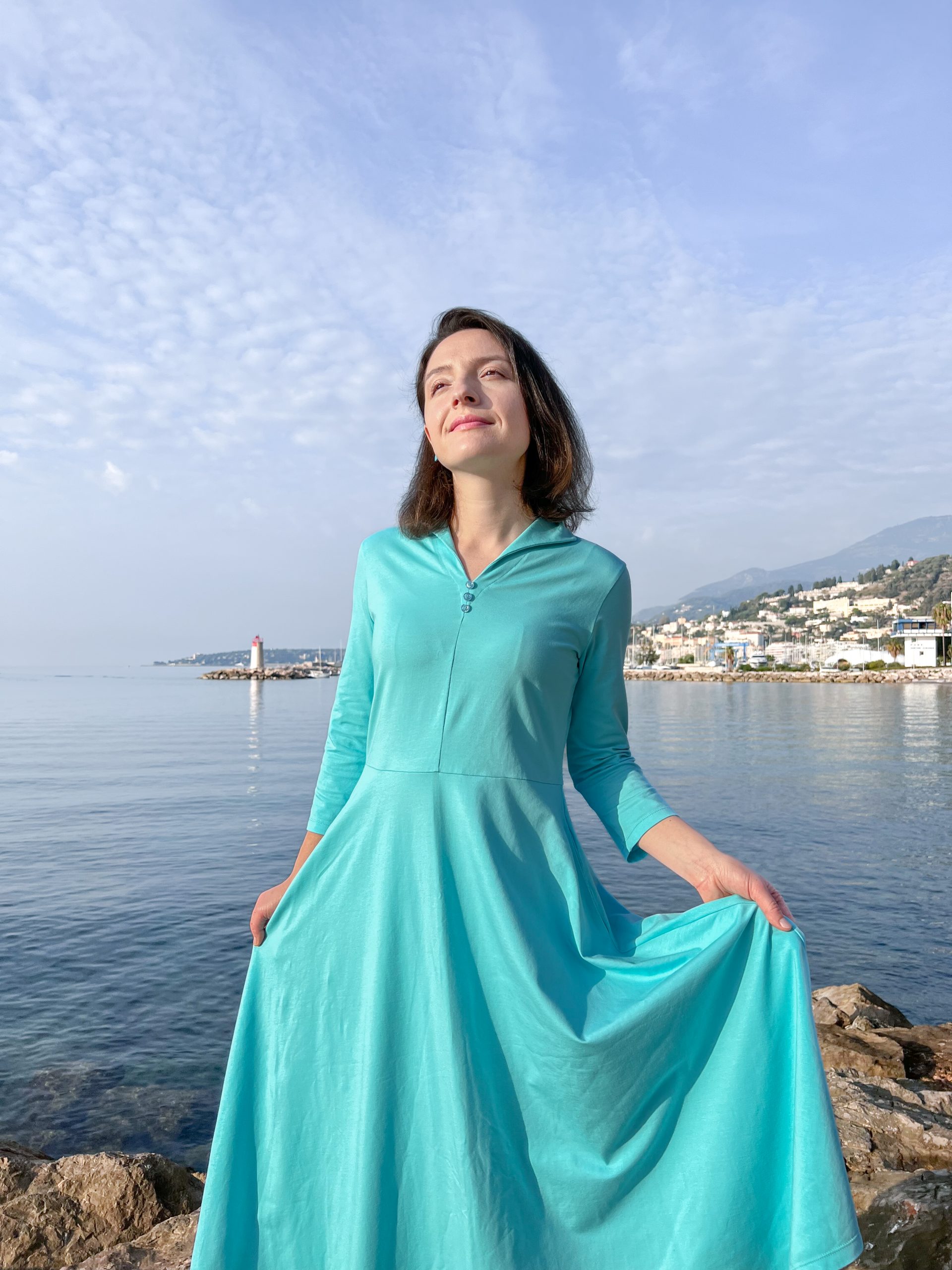 Kleid mit Schillerkragen – Bild 4