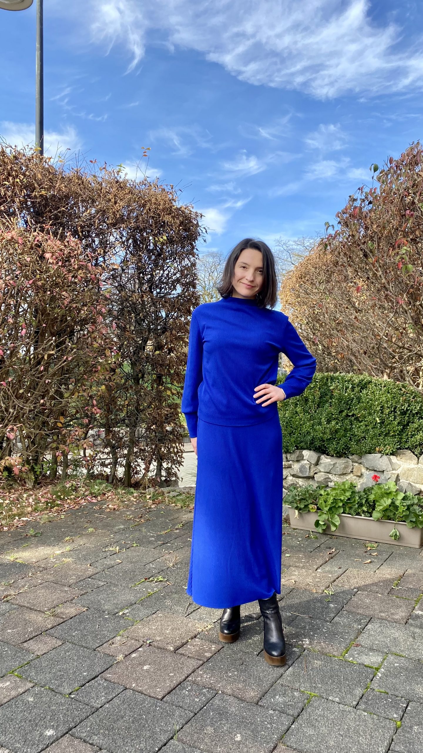 Longsleeve and skirt - Image 6