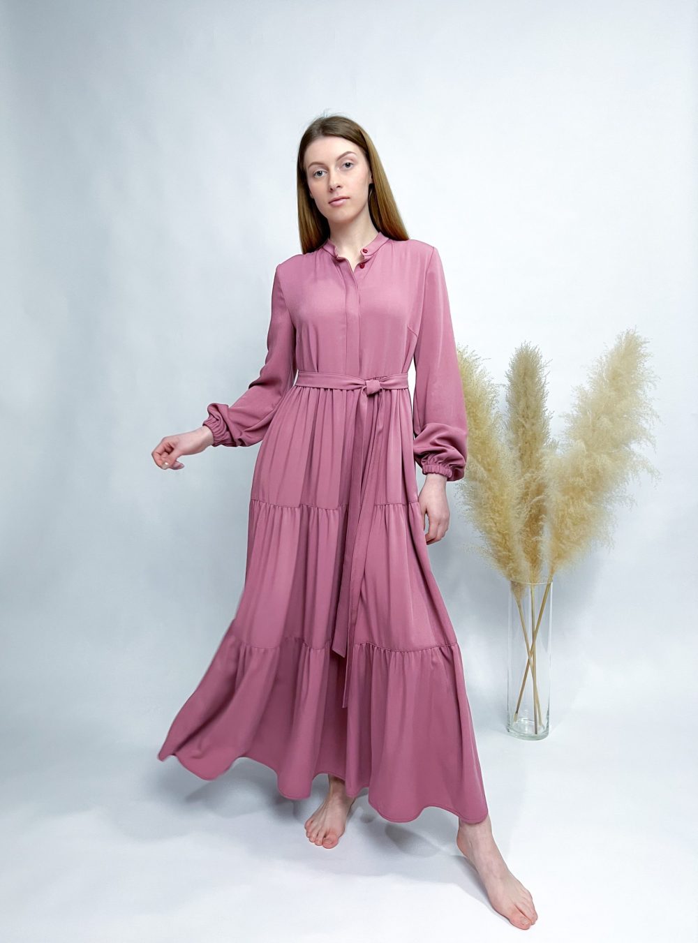 Dress with tiered skirt in one color