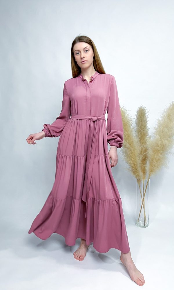 Dress with tiered skirt in one color