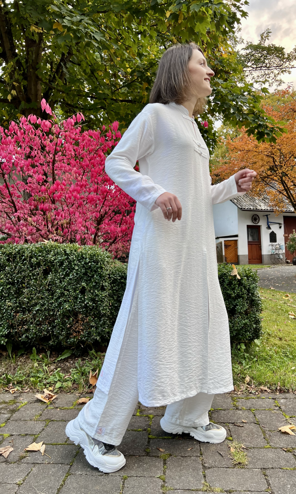 Tunic shirt and wide trousers