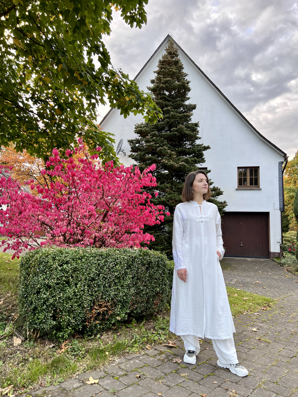 Tunic shirt and wide trousers - Image 11