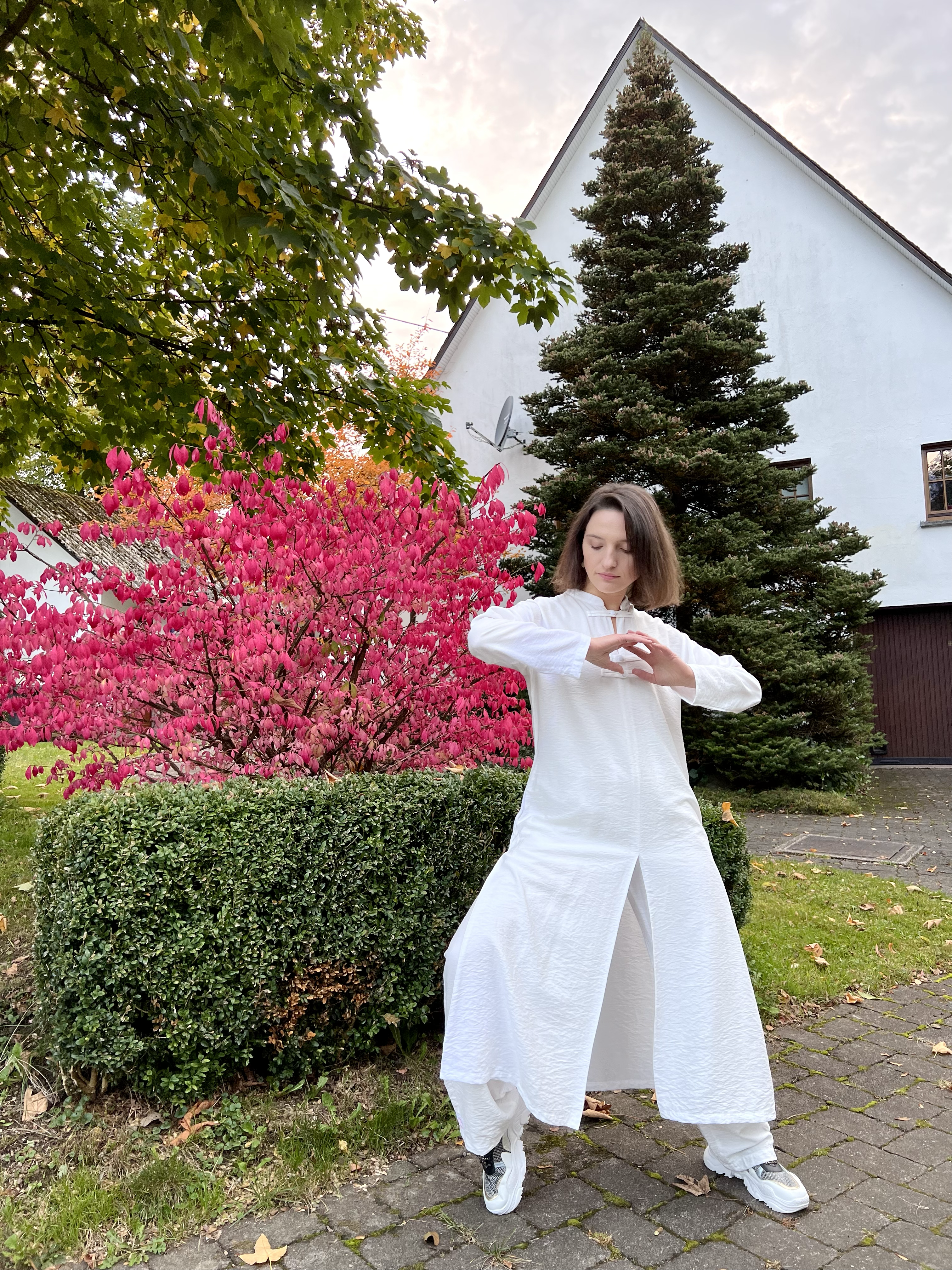 Tunic shirt and wide trousers - Image 10