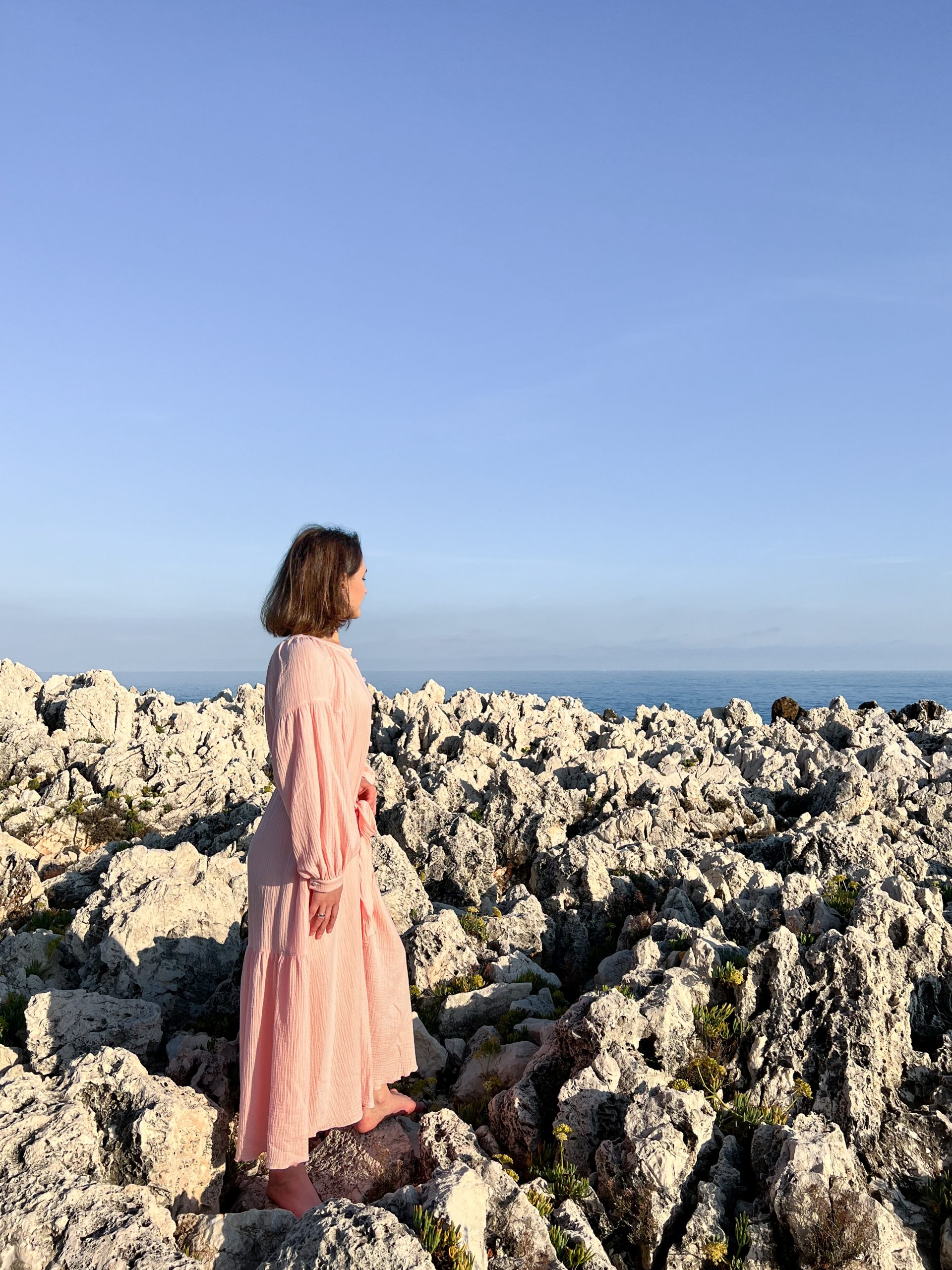 Kleid mit voluminösen Raglanärmeln – Bild 11