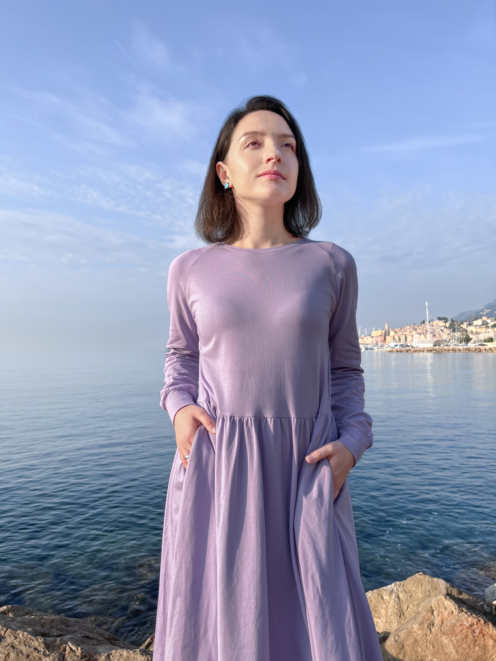 Kleid mit gerafftem Rock – Bild 6