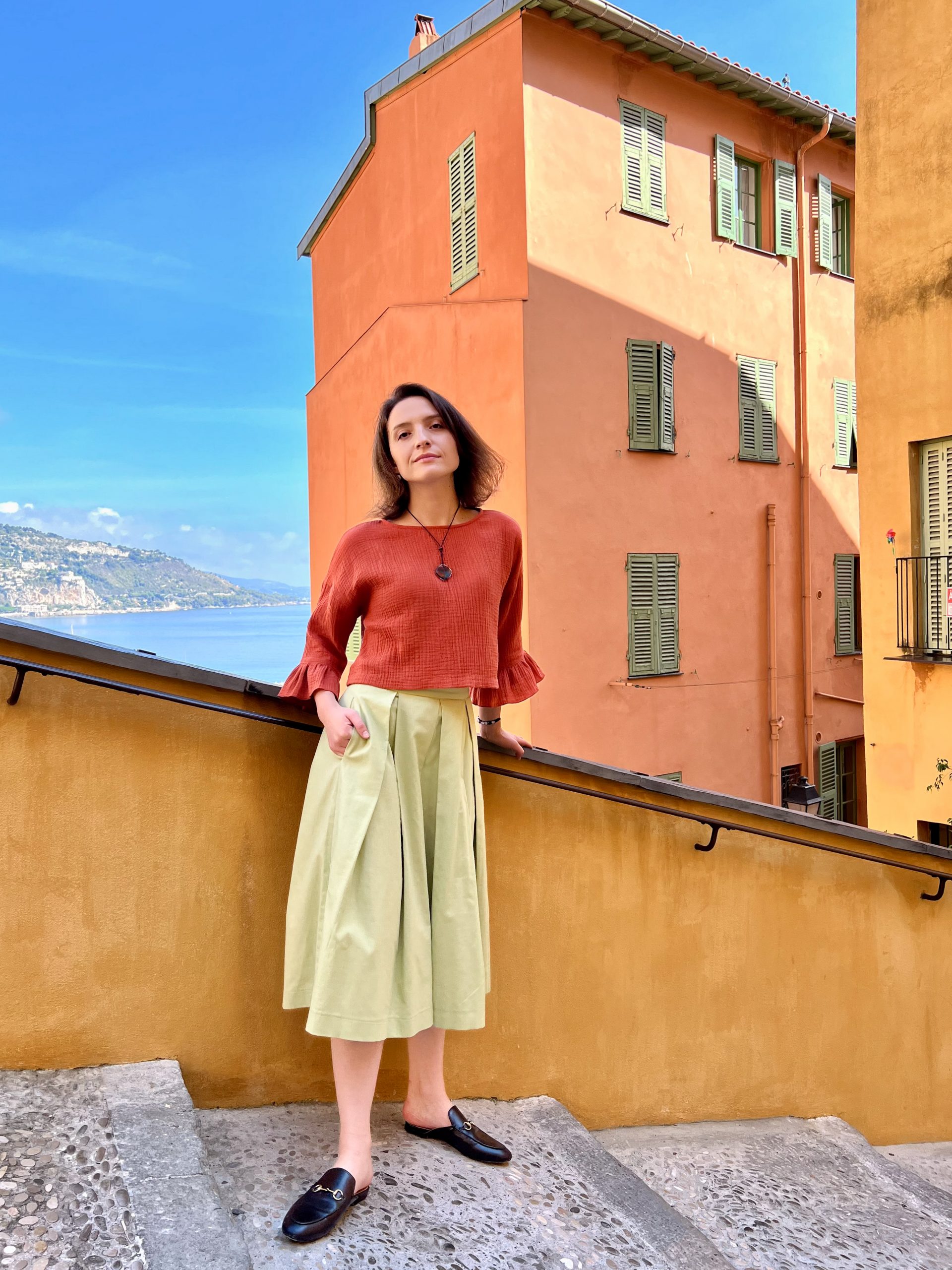 Blouse and skirt - Image 7