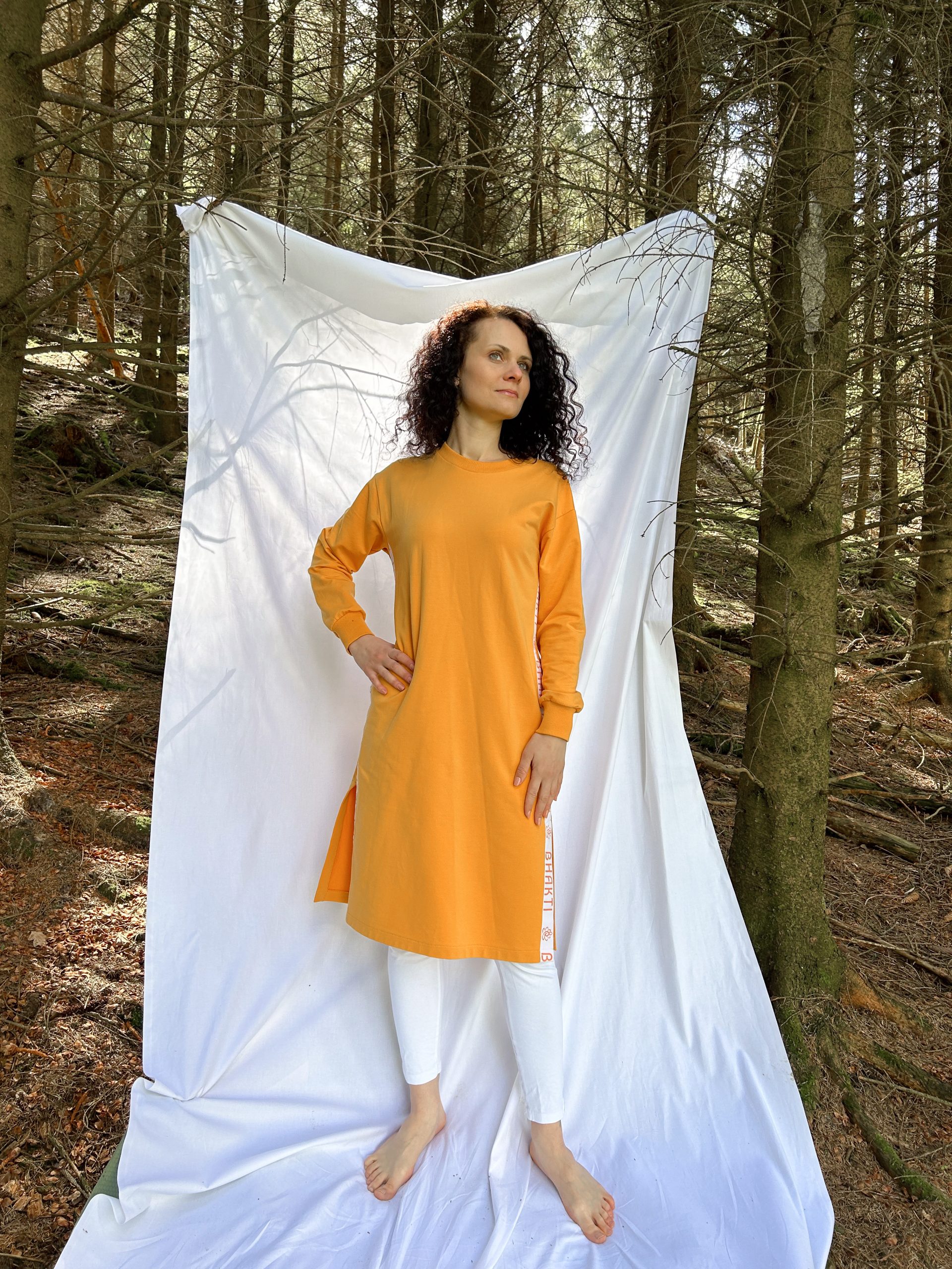 Tunic dress with bhakti stripes - Image 8