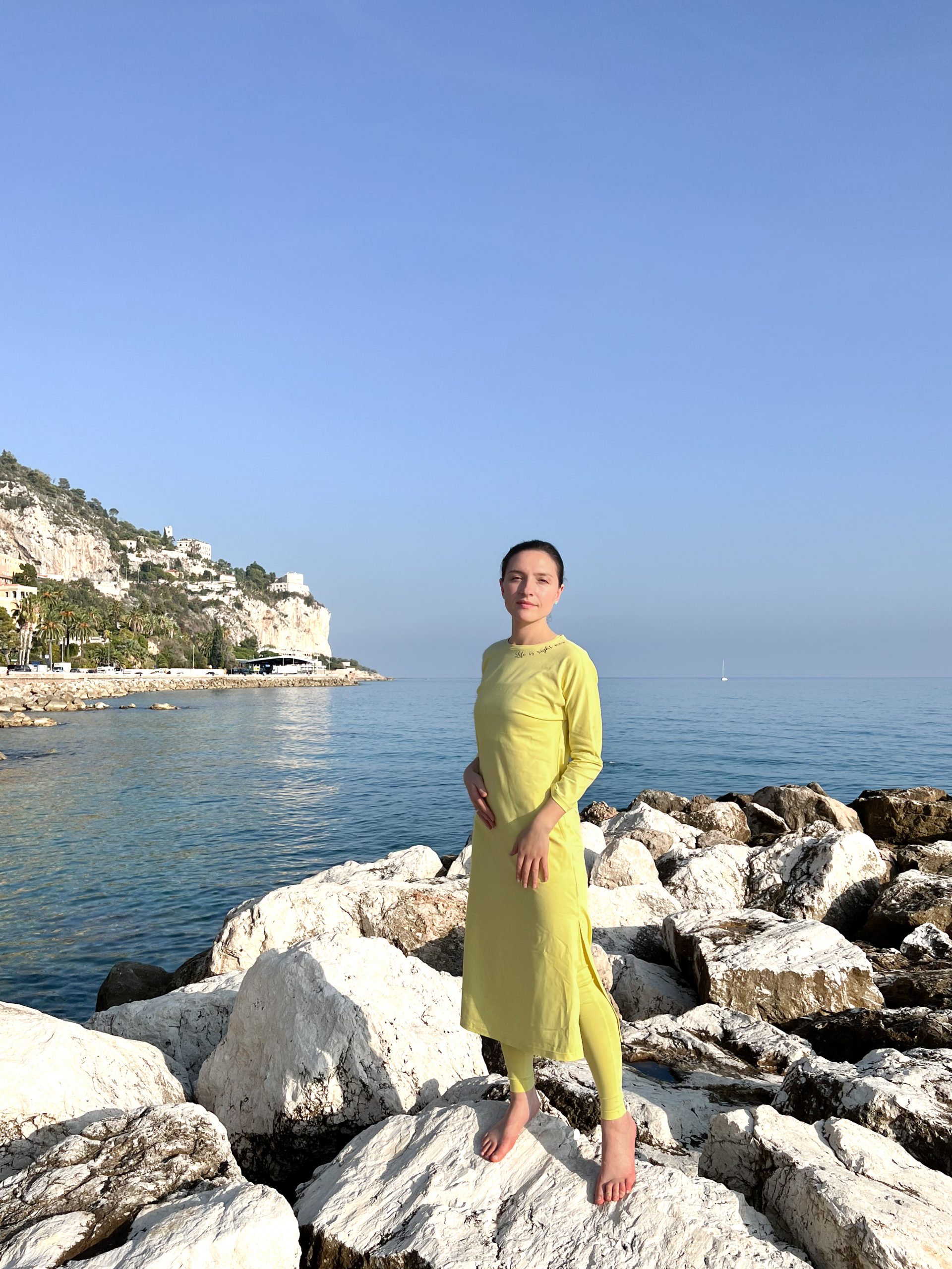 Tunic dress, leggings and top - Image 3