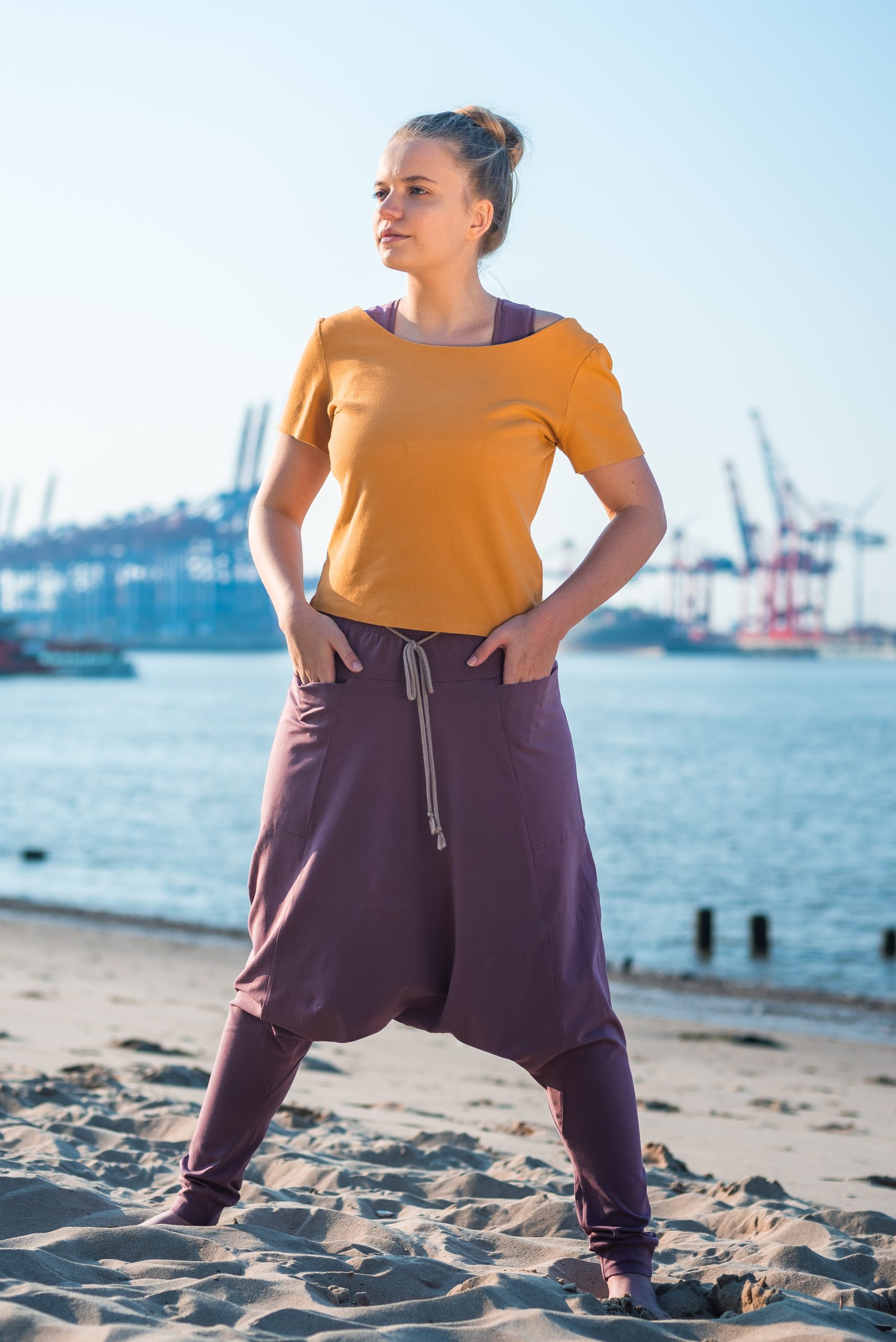 Aladdin pants - Image 2